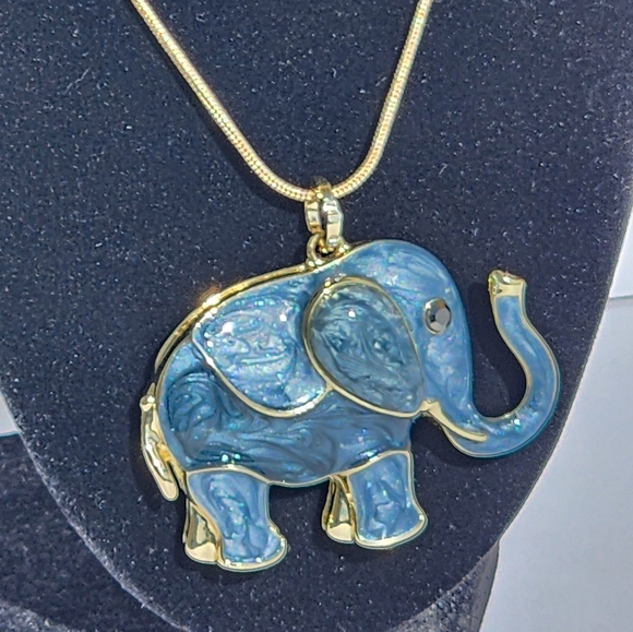 Fashion Jewelry Jewelry - Fashion Jewelry Ladies Blue Elephant Shaped 14" Gold Tone Rope Style Necklace